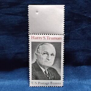 Uncirculated USA 1973 Harry S. Truman 8 Cent Stamp!!
